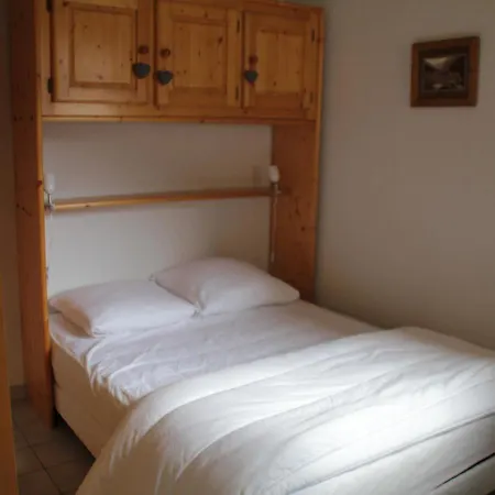 Chatel, 2 Pieces, 4 Personnes - Fr-1-200-304 Châtel